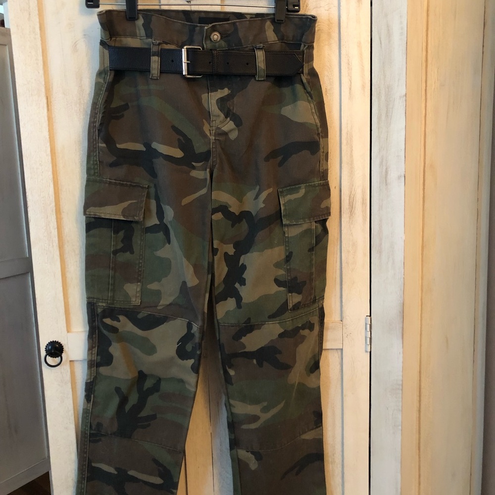 R + A paper bag pants.